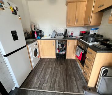 2 bedroom apartment to rent - Photo 6