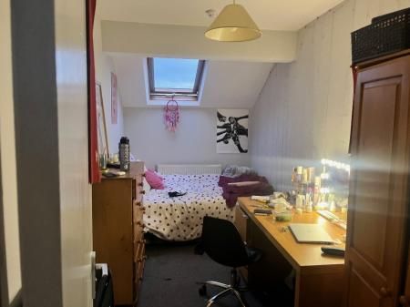 Booth Avenue, Fallowfield, Manchester, M14 - Photo 3