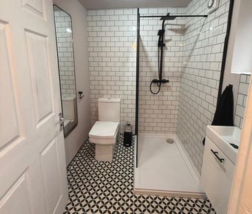 3 bedroom terraced house to rent - Photo 5