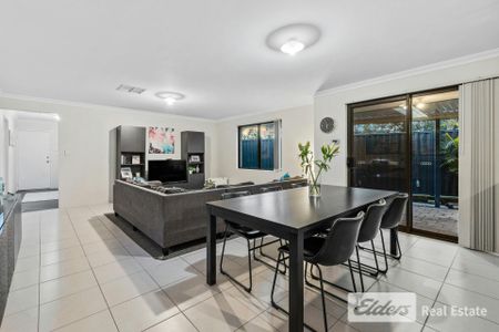 Modern Family Living in the Heart of Baldivis - Photo 4