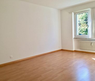 Ruhige 3.5-ZW à 70 m2 im EG mit sonnigem Balkon - Photo 3