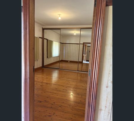 42 Binalong Rd, Pendle Hill, NSW 2145 - Photo 4