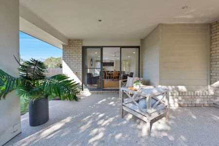 Spacious Family Home in Eimeo - Photo 5