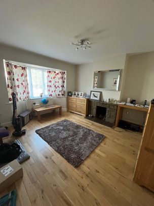 4 Bed Semi-Detached House, Violet Lane, CR0 - Photo 1