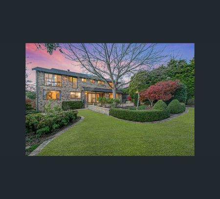17 Wongajong Close, Castle Hill, NSW 2154 - Photo 5