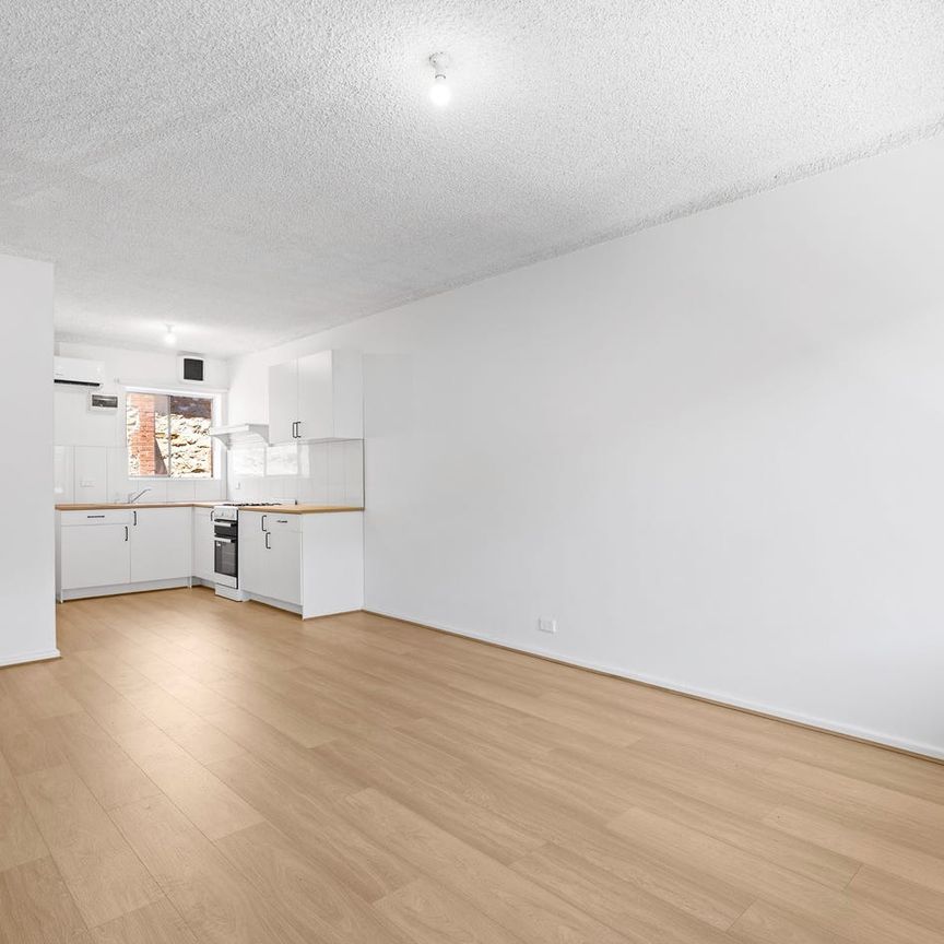 Effortless Living Close to Cafés, Coast and City - Photo 1