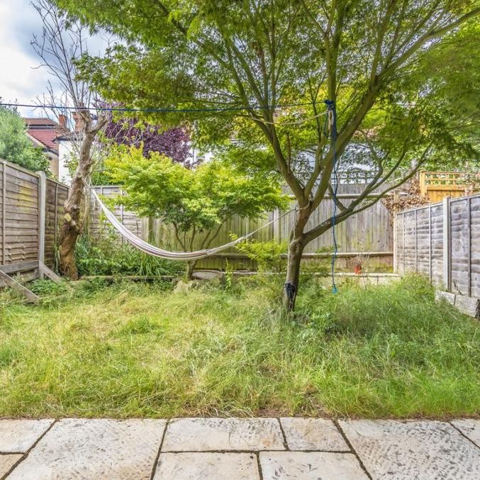 5 bedroom house to rent - Photo 1