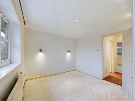 2 bedroom terraced house to rent - Photo 5