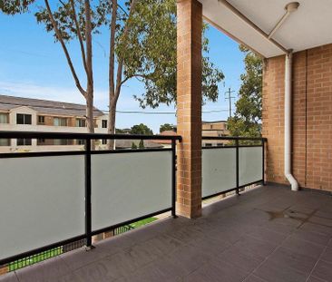 4/76-78 Mountford Avenue, Guildford. - Photo 2