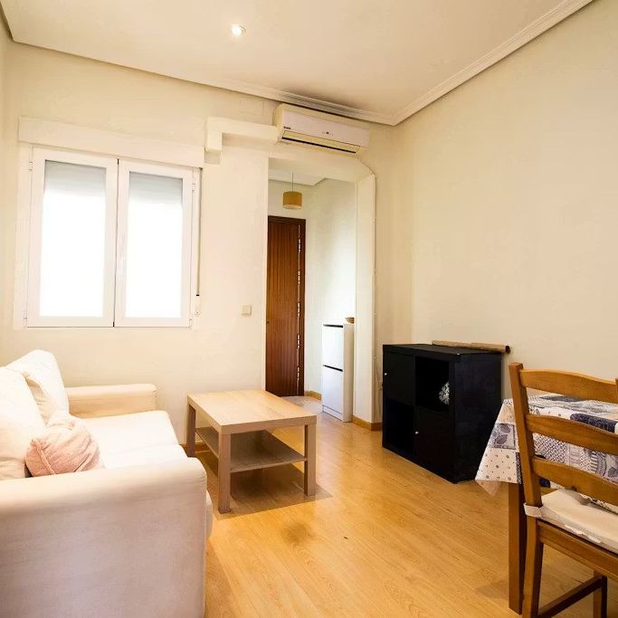 Calle de Garcilaso, Madrid, Community of Madrid 28010 - Photo 1