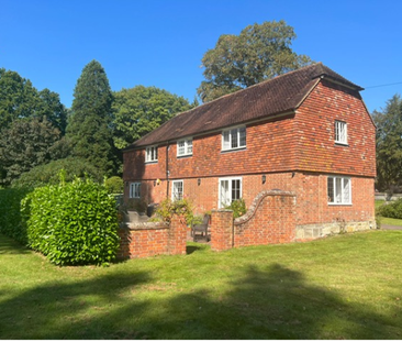 Maresfield - Photo 2