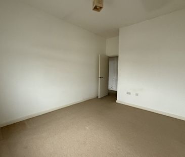 Cambridge Street - Photo 2