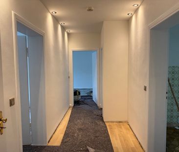 Wohnung im Erdgeschoss mit Südbalkon in der Weststadt - Foto 1