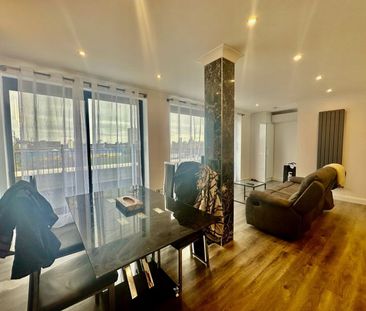 2 Bed Flat, Copperfield Road, E3 - Photo 1