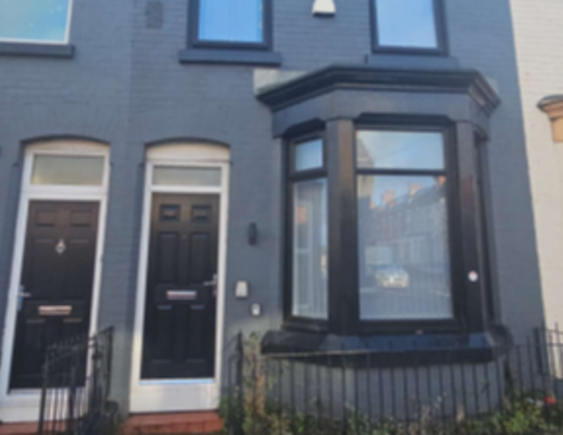 Molyneux Road Room 2 - Photo 1