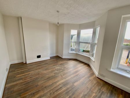 Gerrish Avenue, Whitehall - Photo 2