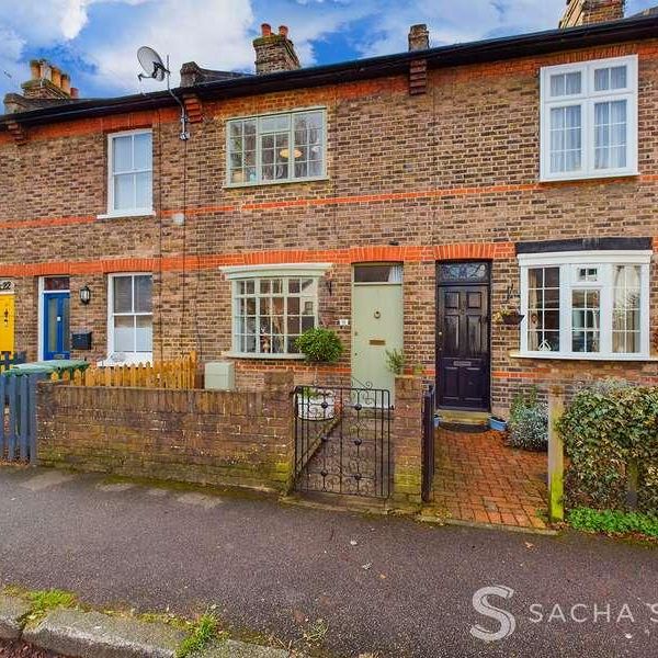 Albert Road, Epsom, KT17 - Photo 1