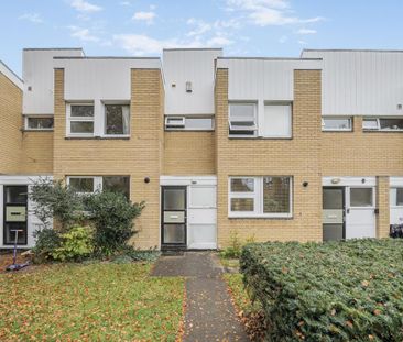 3 bedroom terraced house to rent - Photo 3