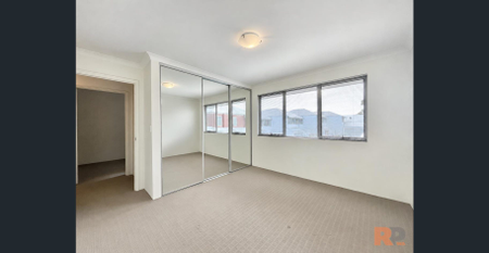 Stylish 2-Bedroom Living Just Minutes from Fremantle - Photo 5