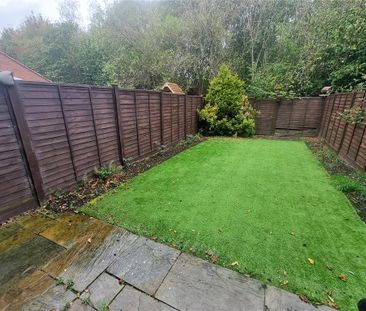 4 bedroom terraced house to rent - Photo 5