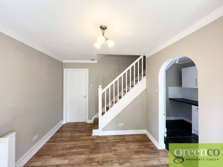 Chorley Road, Swinton, Salford, M27 - Photo 2