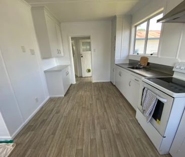 Charming 3 Bedroom Home in Te Puke - Photo 5