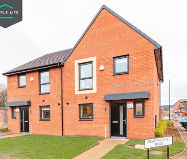 3 bedroom semi-detached house to rent - Photo 2