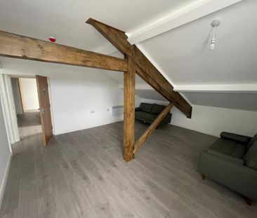2 bedroom apartment to rent - Photo 2