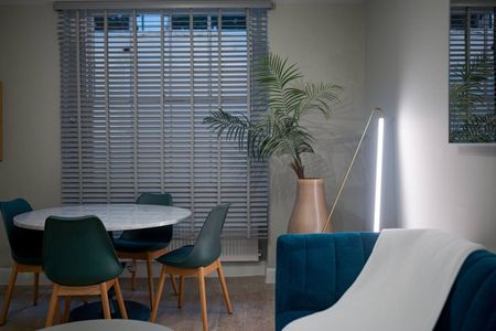 Prince's Square - Photo 5