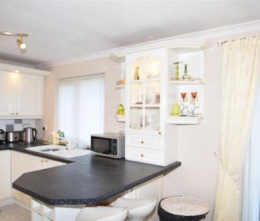 3 bedroom detached house to rent - Photo 3