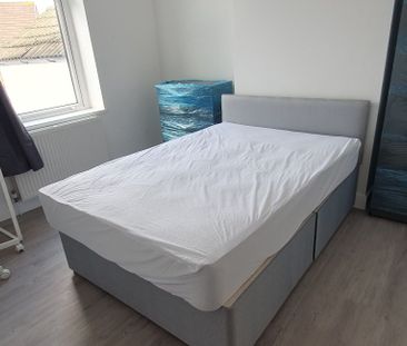 79 Pearl Street, Roath, Cardiff, CF24 1PJ - Photo 2