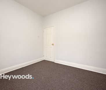 2 bed terraced house to rent in Smith Child Street, Stoke-on-Trent,... - Photo 5