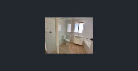 Modern 2 Bedroom Townhouse with large backyard & internal access to LUG - Photo 4