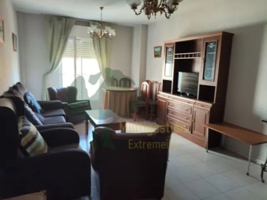 Piso en alquiler en Casco Antiguo - Photo 1