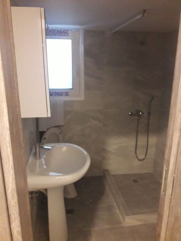 Studio/Γκαρσονιέρα για ενοικίαση Λαμπρινή (Γαλάτσι) - Photo 4