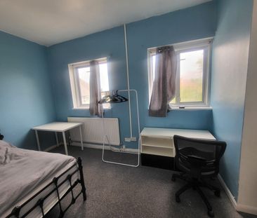 Room in a Shared House, Endersleigh Gardens, NW4 - Photo 2