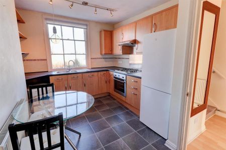 1 bedroom flat to rent - Photo 4