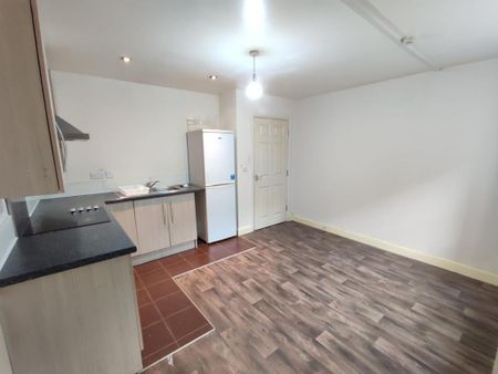 2 bedroom flat to rent - Photo 3