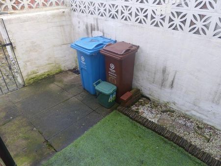 2 bedroom property to rent - Photo 5