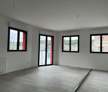 Location Appartement 3 pièces 66m² ROUEN 76000 - Photo 2