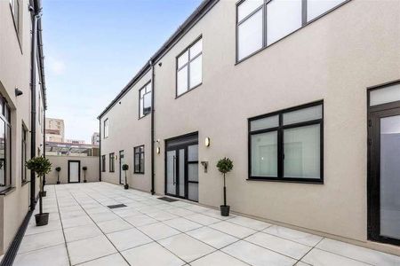 Old Shoreham Road, Hove, BN3 - Photo 3