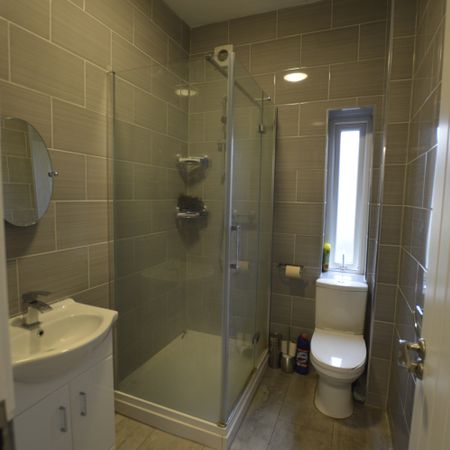 Bournemouth Road, Poole, Dorset, BH14 - Photo 3