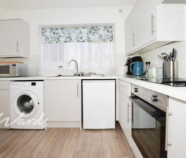 2 bedroom ground floor flat to rent - Photo 3