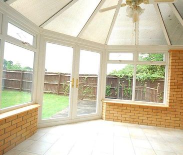4 bedroom detached house to rent - Photo 1
