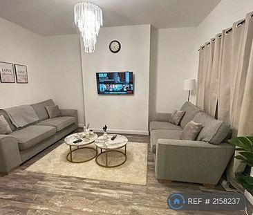 1 bedroom in a house share to rent - Photo 4