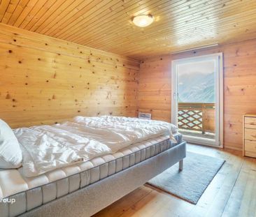 Gemütliche Dachwohnung mit Aussicht in Staldenried - Photo 3