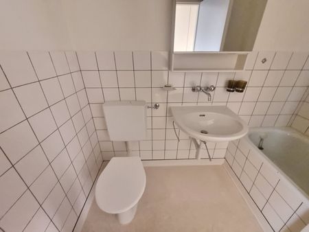 This is the end of your search for a place to live - Photo 5