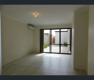 31 Pollock Way, Clarkson, WA 6030 - Photo 1
