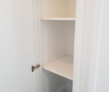 Studio Flat, Lodge Road/Mayday Road, CR0 - Photo 4