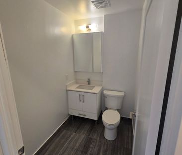 For Lease - 95 Oneida Crescent Unit# 1704, Richmond Hill, Ontario - Photo 6